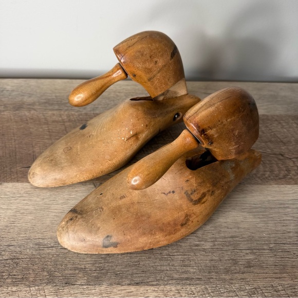 Antique Wooden Shoe Forms Inserts Stretchers Vintage Collectible Cobbler - Picture 3 of 12